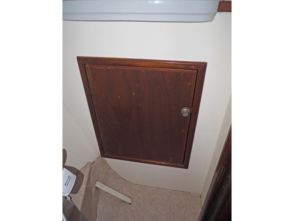 Cabin en avant, H&eacute;bergements